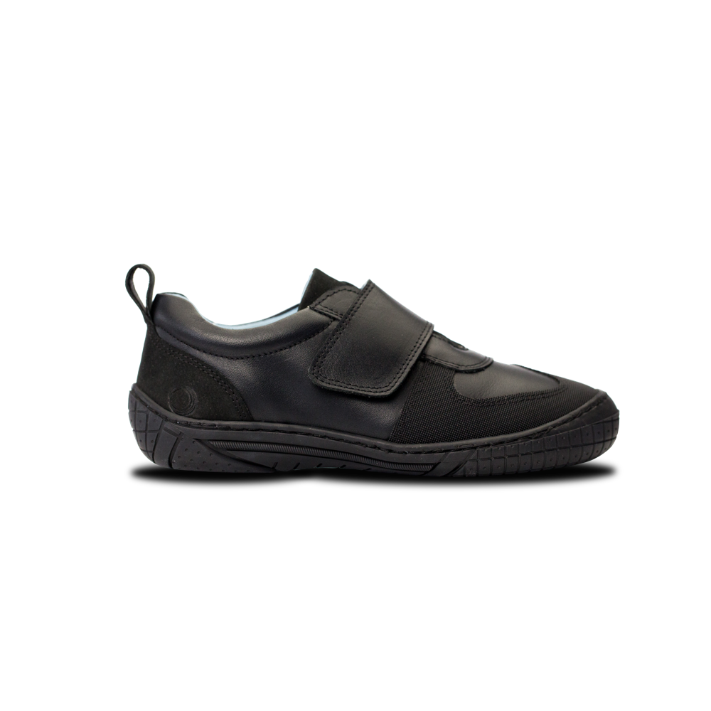 Scoop Sneaker - Black