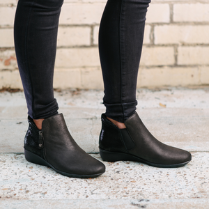 Women's Boots