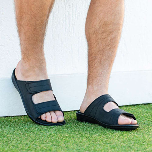 Lifestyle image for Durban Slide - Oiled Black